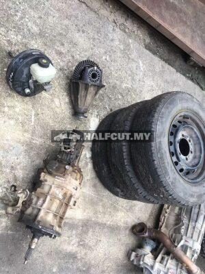 TOYOTA HIACE KDH200 SPEED GEAR BRAKE MASTER PUMP REAR GEAR