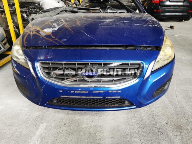 VOLVO S60 2.0 2013Y HALFCUT HALF CUT