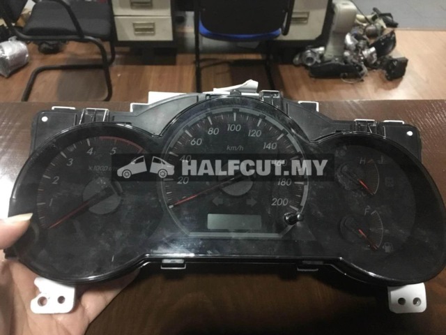 TOYOTA HILUX KUN26 1KD METER F91