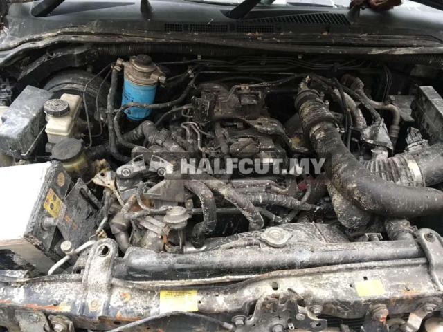 NISSAN NAVARA D40 YD25 AT 4WD FRONT AND REAR HALFCUT HALF CUT