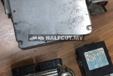 TOYOTA HILUX KUN25 ECU OK410 6764