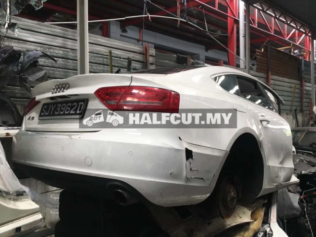 AUDI A5 2.0CC 4WD CDN QUATTRO FRONT AND REAR HALFCUT HALF CUT