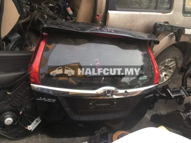 HONDA JAZZ T5A REAR BONNET & SPOILER