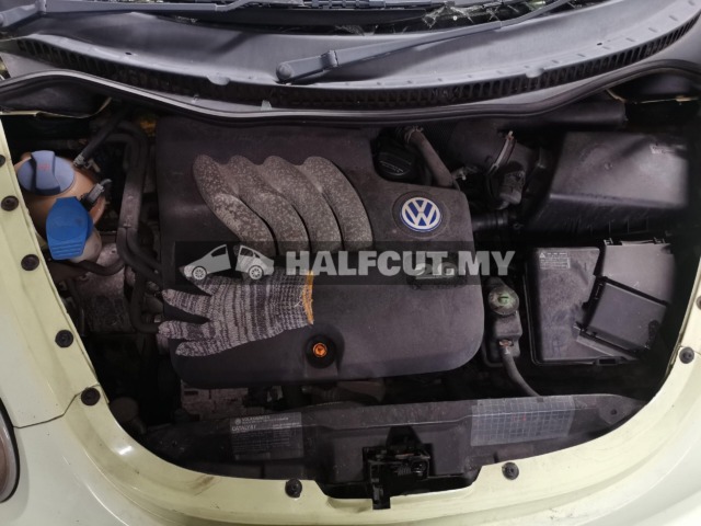VOLKSWAGEN BETTLE 2.0 CKD HALFCUT HALF CUT