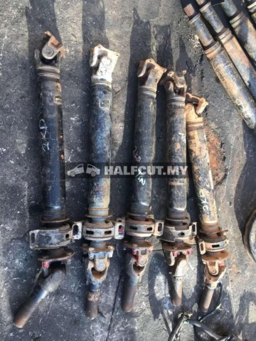 TOYOTA HILUX KUN26 LONG SHAFT AUTO