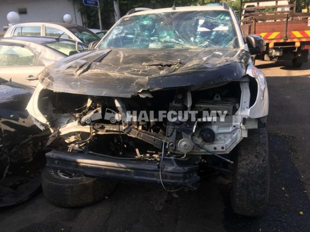 FORD RANGER T6 3.2CC AUTO 4WD P5AT FRONT AND REAR HALFCUT HALF CUT