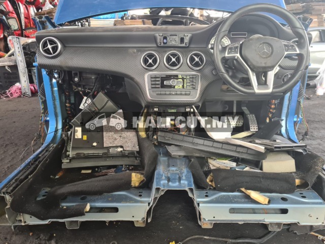 MERCEDES BENZ W176 CKD HALFCUT HALF CUT