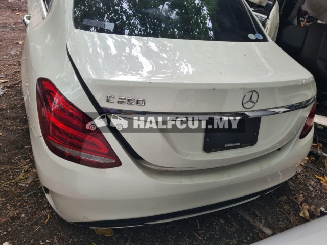 MERCEDES BENZ C250 AMG REAR COMPLETE HALFCUT HALF CUT