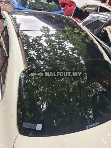 MERCEDES BENZ C250 AMG REAR COMPLETE HALFCUT HALF CUT