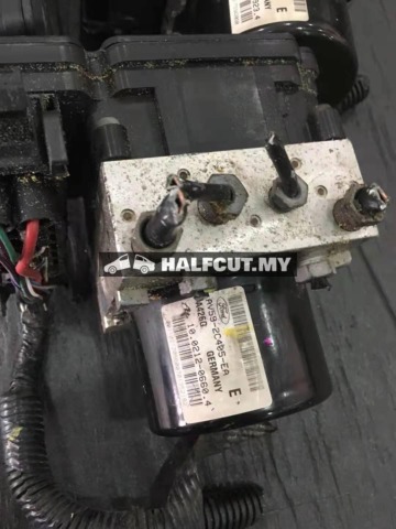 FORD FIESTA ABS PUMP AV59 CV21
