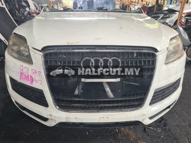 AUDI Q7 V8 4.2 CKD HALFCUT HALF CUT