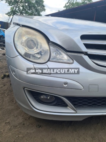 MERCEDES BENZ R CLASS W251 CKD HALFCUT HALF CUT