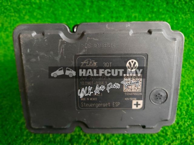 VOLKSWAGEN BEETLE 2013 2.0L ABS PUMP