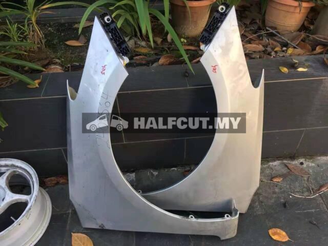 KIA CERATO K3 NOSE CUT BONNET AND FENDER RADIATOR FAN SET