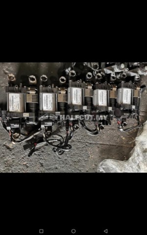 PORSCHE MACAN PORSCHE 958 TOUREG 2013 AIR MATIC PUMP