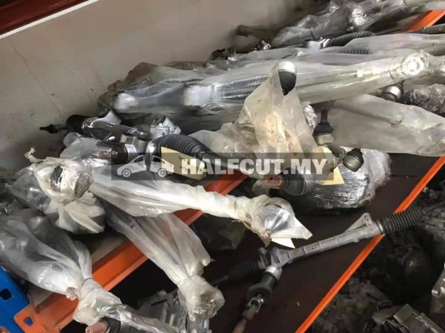 TOYOTA HILUX REVO GUN125 STR RACK NEW ORIGINAL