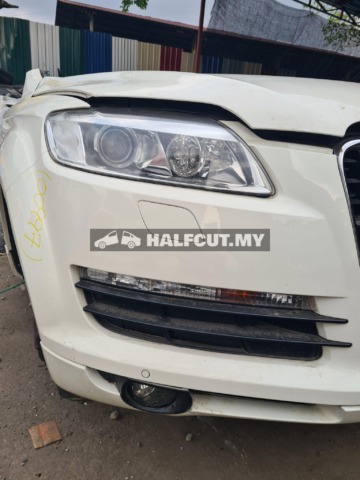 AUDI Q7 V8 4.2 CKD HALFCUT HALF CUT