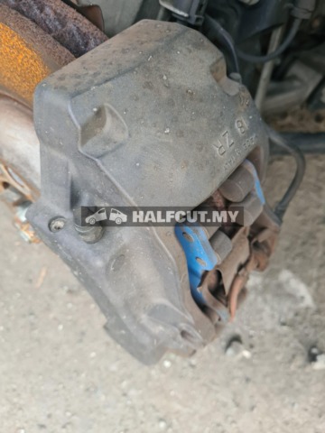 AUDI Q7 V8 4.2 CKD HALFCUT HALF CUT