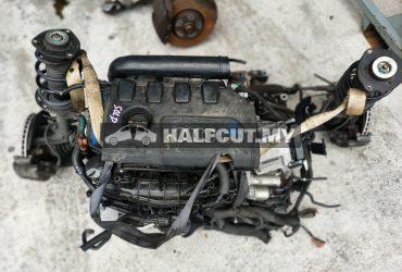 AUDI A3 VW PASSAT B7 CDAA 1.8T ENGINE GEARBOX SET