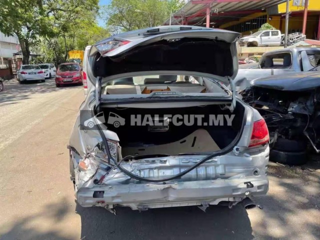 TOYOTA CAMRY40 2.0CC AUTO FRONT AND REAR HALFCUT HALF CUT