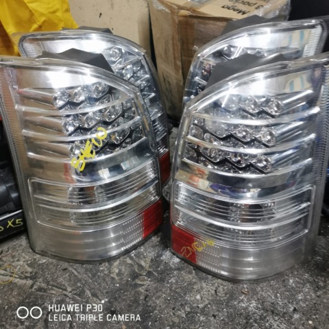 TOYOTA WISH ZNE10 TAILLAMP TAILLIGHT TAIL REAR LAMP LIGHT
