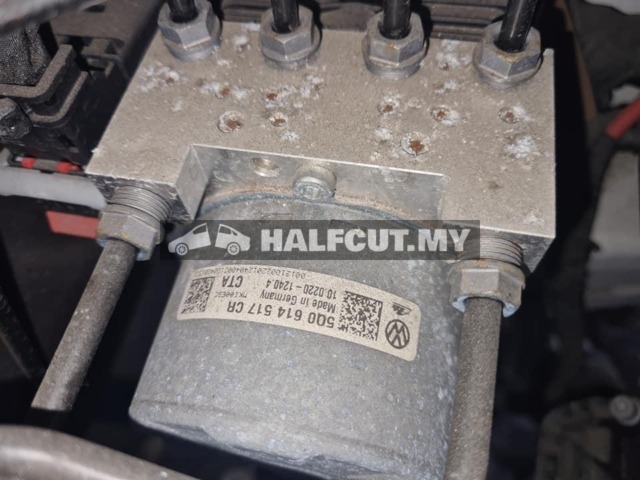 VOLKSWAGEN VW GOLF MK7.5 CHP 1.4 CKD HALFCUT HALF CUT