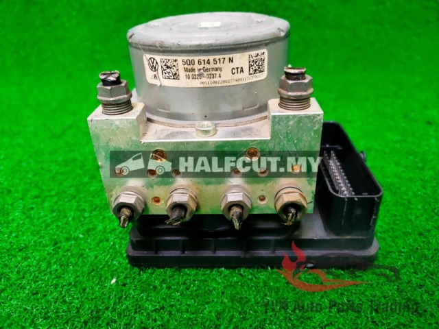 VOLKSWAGEN GOLF MK7 ABS PUMP