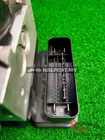 MERCEDES BENZ C-CLASS W204 5432 ABS PUMP