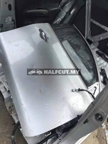 NISSAN ALMERA REAR CUT & DOOR F RH R RH