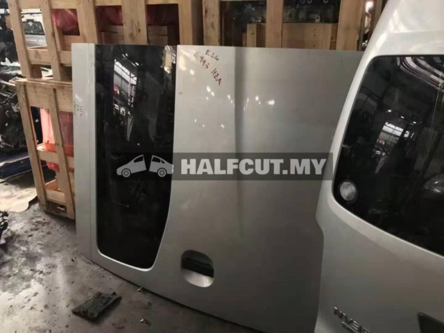 NISSAN UNVAN E26 HIGH ROOF YD25 AUTO