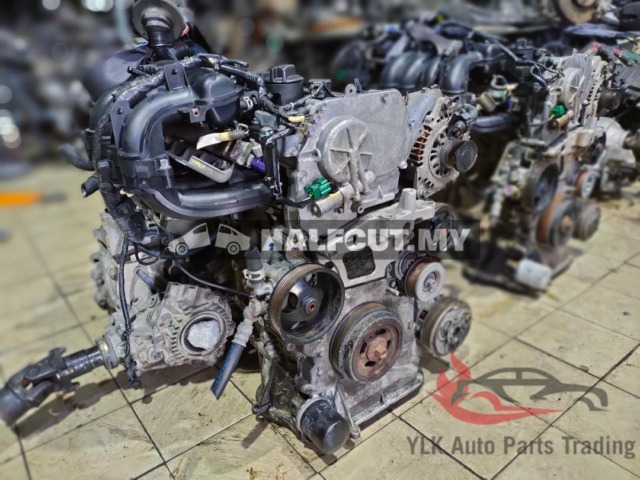 NISSAN XTRAIL X-TRAIL T30 QR20 4WD ENGINE GEARBOX