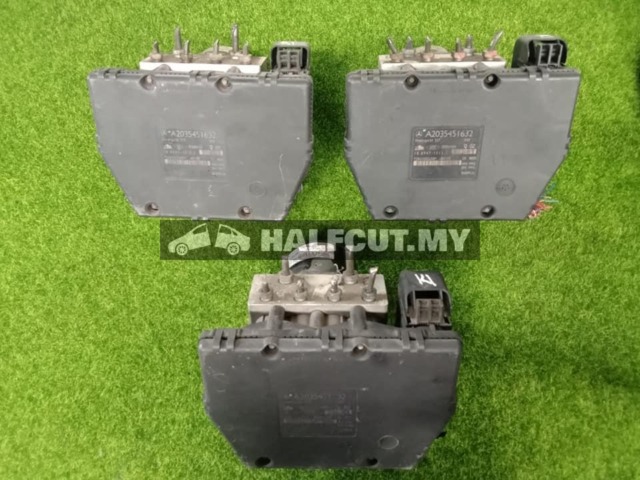 MERCEDES BENZ C CLASS W203 ABS PUMP 1632