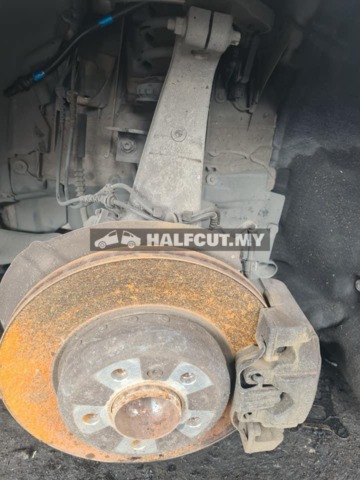 BMW 5SERIES 520I F10 2.0 TURBO CKD ENGINE N20B20B GEARBOX 8HP-45 NON ACTIVE STEERING RACK HALFCUT HALF CUT
