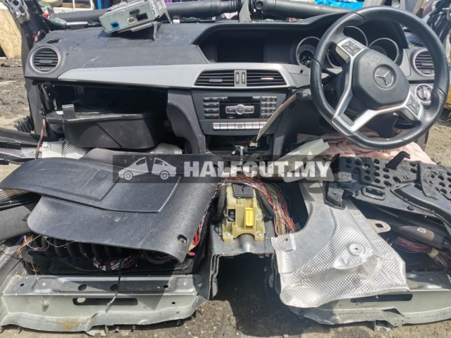 MERCEDES BENZ C-CALSS C180 CKD ENGINE 271820 GEARBOX 722997 ABS PUMP4100 HALFCUT HALF CUT