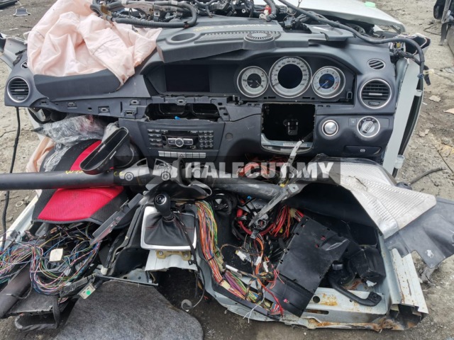 MERCEDES BENZ C-CLASS C200 CKD READY STOCK ????????? ENGINE 271860 GEARBOX 722997 ABS PUMP 4100 HALFCUT HALF CUT
