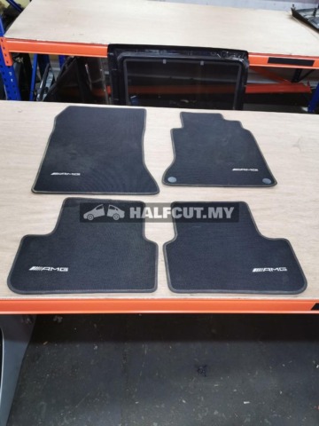MERCEDES BENZ B CLASS W246 AMG CARPET