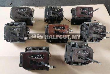 MERCEDES BENZ W210 GEAR LEVEL + – MODEL