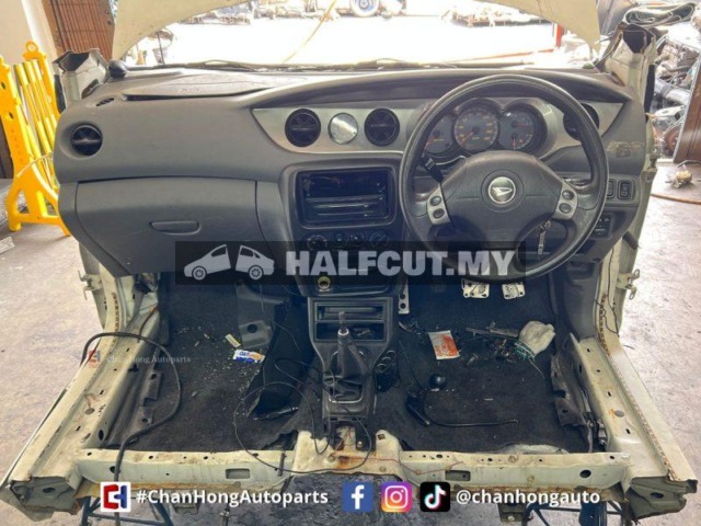 TOYOTA YRV K3 TURBO M T HALFCUT HALF CUT