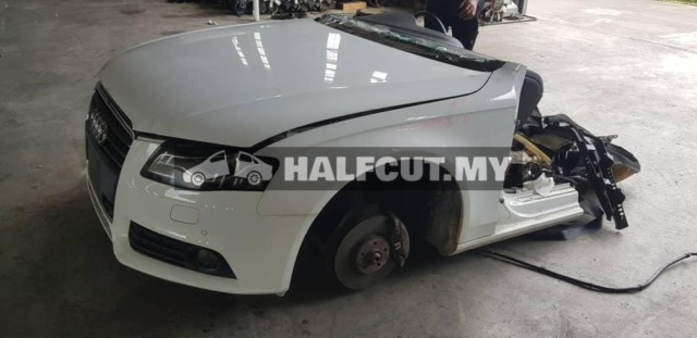 AUDI A4 B8 2.0 CDN CKD SIDE MIRROR DOOR SET EXHAUST LONG SHAFT SEAT SET READY STOCK TAILLAMP TAILLIGHT TAIL REAR LAMP LIGHT HALFCUT HALF CUT