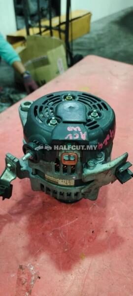 TOYOTA CAMRY 2.4CC ALTERNETER