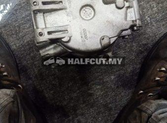 MAZDA 3 2010 AIR CON PUMP