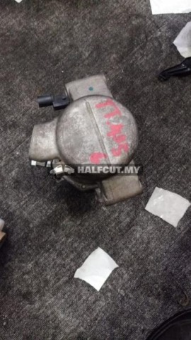 MITSUBISHI TRITON 4D56 OLD MODEL AIR CON PUMP