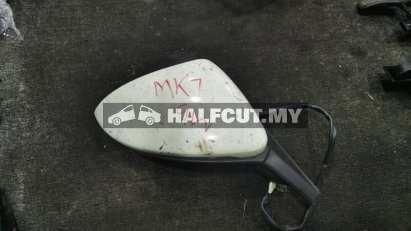 VOLKSWASGEN MK7 SIDE MIRROR RH
