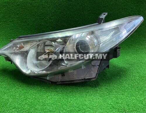 TOYOTA ESTIMA ACR50 HEADLAMP HEADLIGHT HEAD LAMP LIGHT