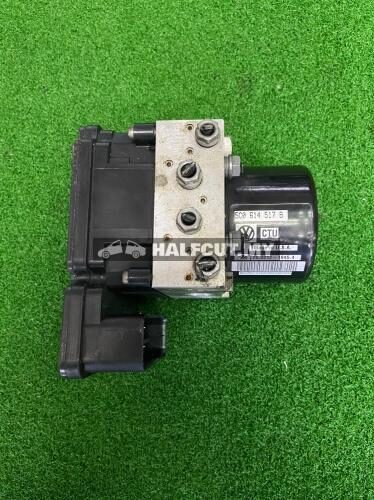 VOLKSWAGEN BEETLE ABS PUMP 5CO 614 517 B