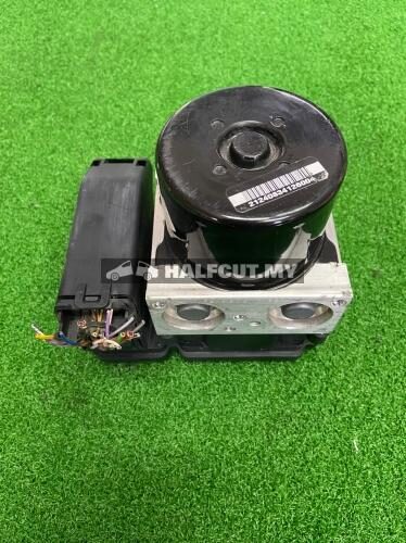 FORD FIESTA AV59 ABS PUMP USED