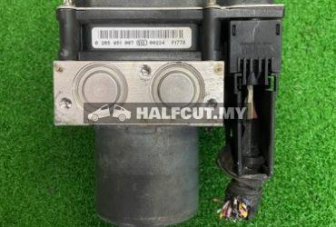 TOYOTA ALPHARD VELLFIRE Y7 ABS PUMP USED 44510-52660