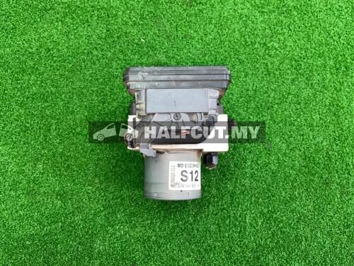 HYUNDAI ELANTRA AVANTE MD 1.8 2.0L S12 58920-3X610 ABS PUMP USED