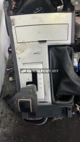 MITSUBISHI TRITON VGT GEAR LEVEL