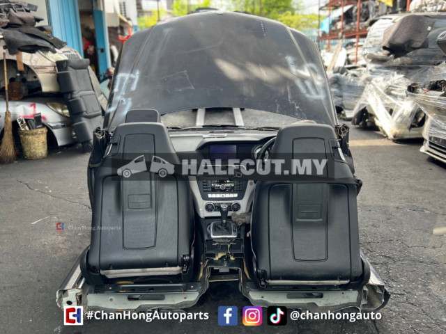 MERCEDES BENZ C-CLASS COUPE W204 M271.820 ENGINE HALFCUT HALF CUT